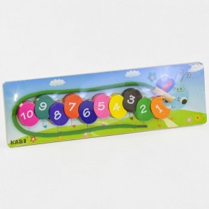 Деревянная игра Шнуровка Гусеница С 35931